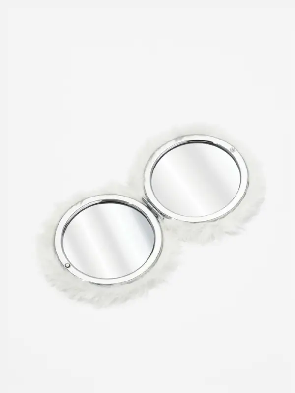 Зеркало складное «Мех», d=8 см, с увеличением, с искусственным мехом, белое