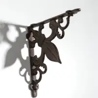 Сувенир чугун уголок "Геральдическая лилия" 19,5х19,5х4,5 см