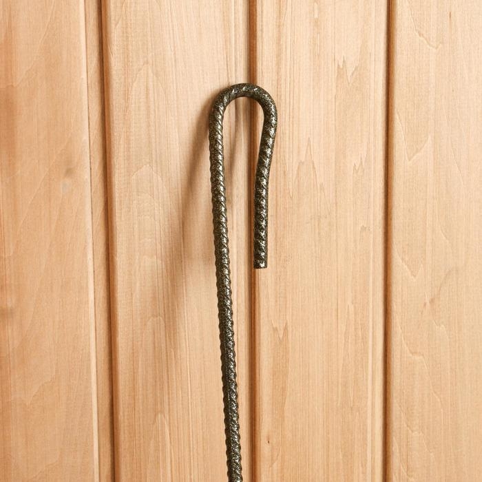 Кочерга металлическая золотистая, длина 66 см Кочерга металлическая золотистая, длина 66 см