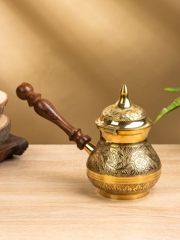 Турка "На двоих" латунь, с крышкой и деревянной, 400 мл