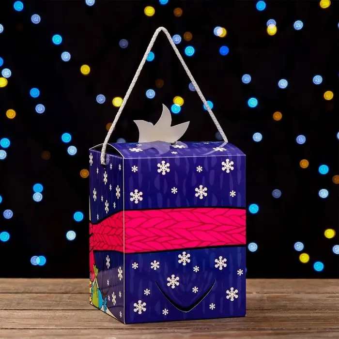 Подарочная коробка «Смекубик Пингвинёнок»,12×12×15.5 см Подарочная коробка «Смекубик Пингвинёнок»,12×12×15.5 см