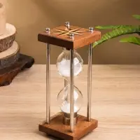 Песочные часы &laquo;Стороны света&raquo;, 7.5&times;7.5&times;19 см, на 2 минуты