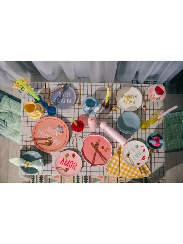 Тарелки SL Home &laquo;Уроки испанского: &iexcl;Hasta ma&ntilde;ana - Buenos dias&raquo;, d=22 см, набор 2 шт., фарфор, белые, фиолетовые