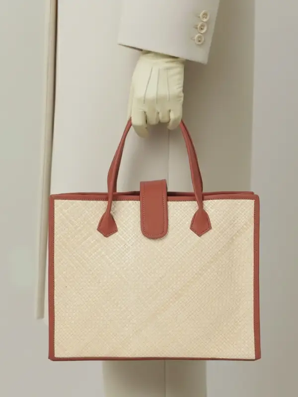 Сумка плетёная на застёжке из пандана, 41&times;16&times;50 см, бежево-коричневая