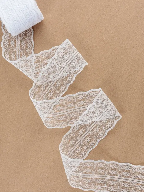 Кружево капроновое, 45 мм &times; 8.5&plusmn;1 м, белое