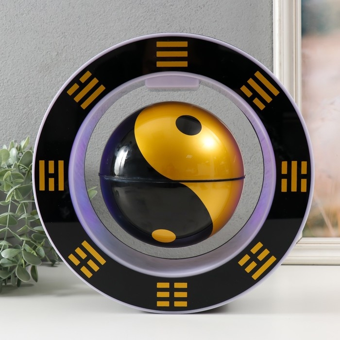 Левитирующий сувенир свет  Левитирующий сувенир свет "Инь-ян в круге" чёрный шар d=14 см 26х14х26 см
