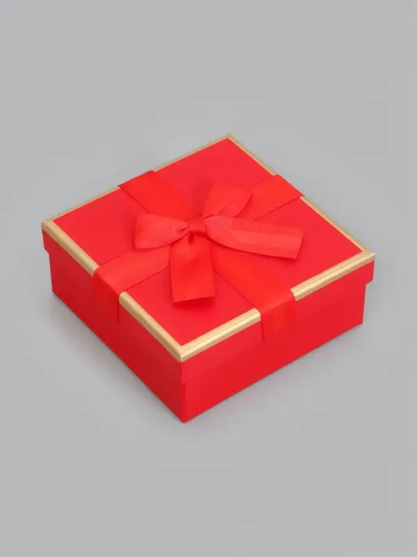 Набор подарочных коробок 3 в 1, 19&times;19&times;9.5 см, 17&times;17&times;8 см, 15&times;15&times;6.5 см
