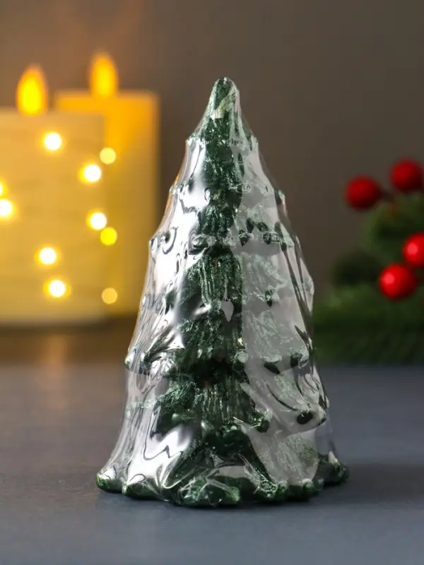 Свеча "Ёлочка новогодняя" 70*110 мм, лак, зеленая