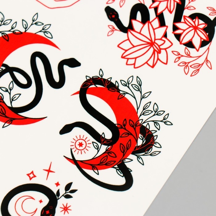 Новогодня татуировка на тело Новогодня татуировка на тело "Месяц, змеи" 10х15 см