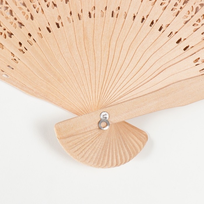 Веер дерево с ароматом сандала Веер дерево с ароматом сандала