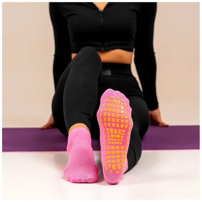 Носки для йоги Sangh, прорезиненные, р. 36-41, цвет розовый Носки для йоги Sangh, прорезиненные, р. 36-41, цвет розовый