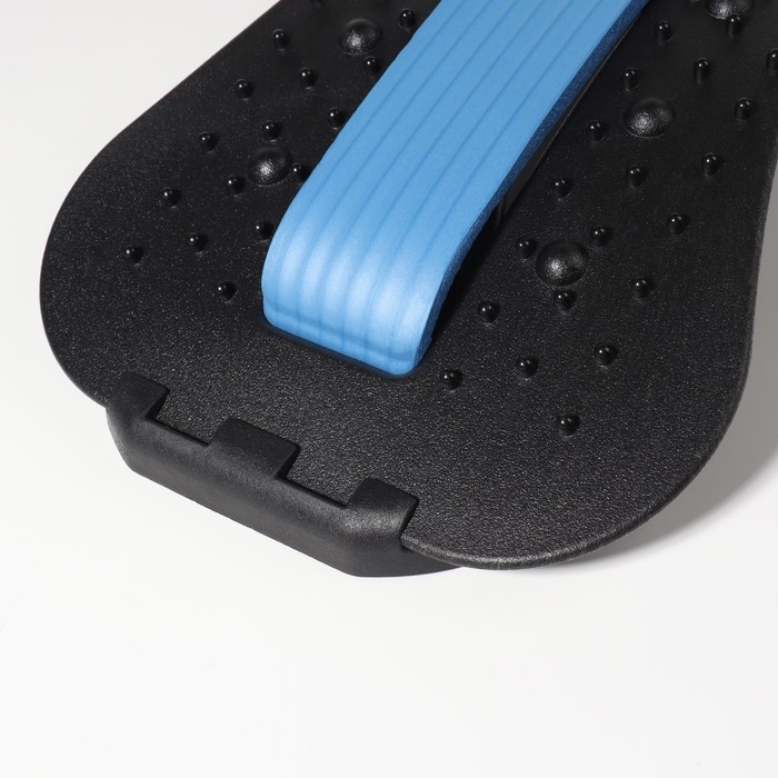 Массажёр для спины, трёхуровневый, 38 × 24,5 см, цвет МИКС Массажёр для спины, трёхуровневый, 38 × 24,5 см, цвет МИКС