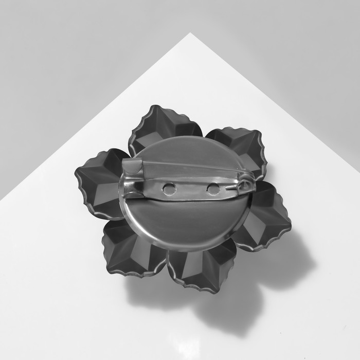 Брошь «Цветок» сказочный, цвет радужно-зелёный в серебре Брошь «Цветок» сказочный, цвет радужно-зелёный в серебре