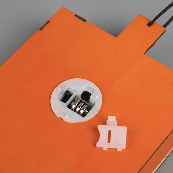 Светодиодная подвеска «Фонарь Джека» 12.5 × 16 × 3.5 см, пластик, батарейки LR1130х3 (в комплекте), свечение тёплое белое Светодиодная подвеска «Фонарь Джека» 12.5 × 16 × 3.5 см, пластик, батарейки LR1130х3 (в комплекте), свечение тёплое белое