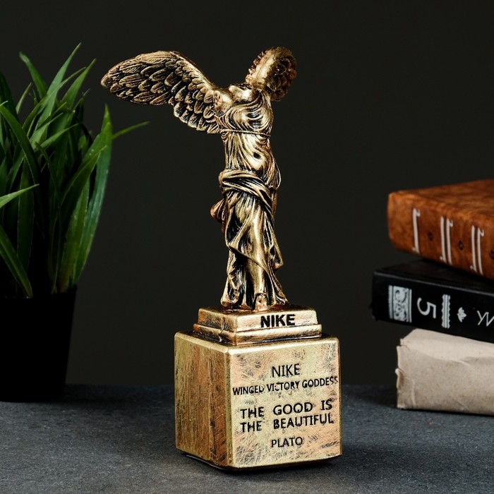 Фигура Фигура "Ника" бронза, 20,5х10,5см