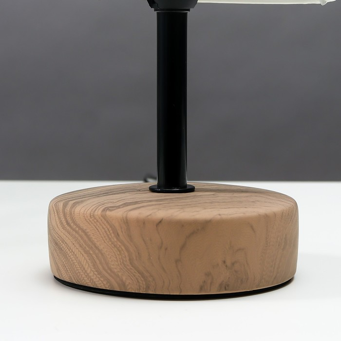 Настольная лампа 16771/1WT E14 40Вт 11,5х11,5х27 см RISALUX Настольная лампа 16771/1WT E14 40Вт 11,5х11,5х27 см RISALUX