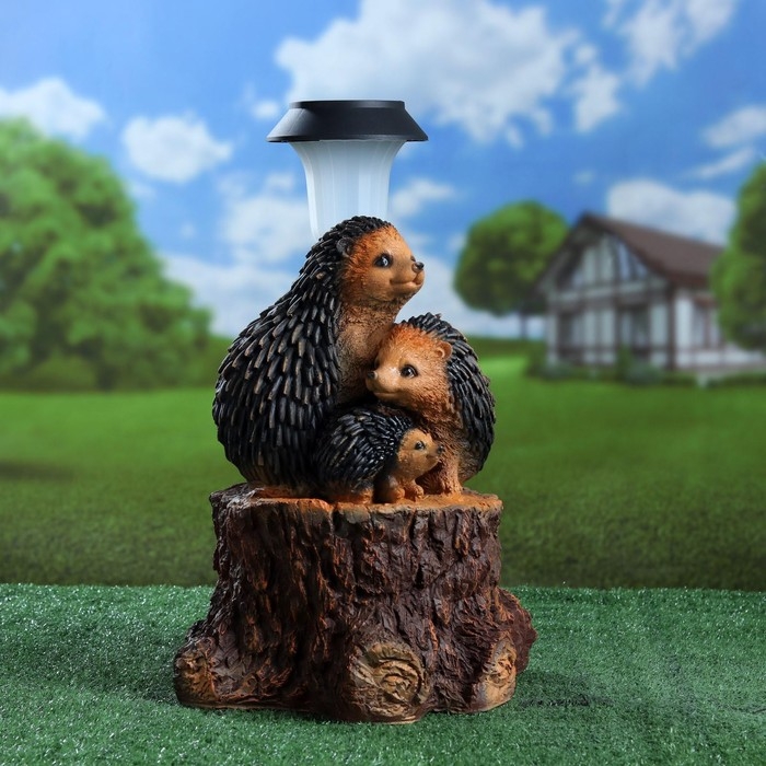 Садовый фонарь  Садовый фонарь "Три ежа на пне с фонарем" 34х26см