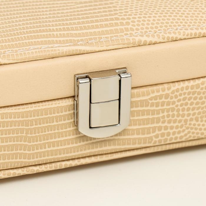 Шкатулка кожзам для украшений  Шкатулка кожзам для украшений "Рептилия сливки" миниатюра комбинированная 4,5х10х15 см