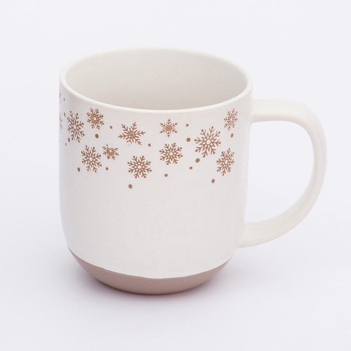 Кружка новогодняя керамическая «Снежная сказка», 400 мл