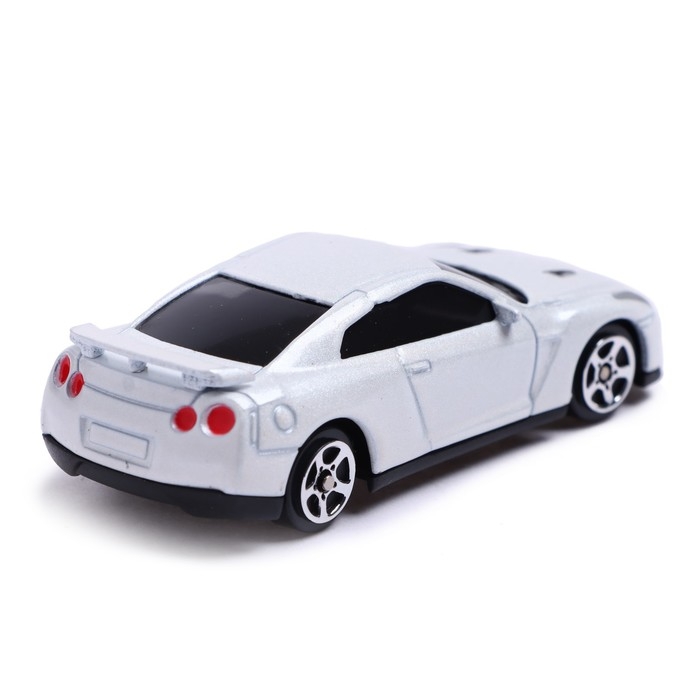 Машина металлическая NISSAN GT-R (R35), 1:64, цвет белый Машина металлическая NISSAN GT-R (R35), 1:64, цвет белый
