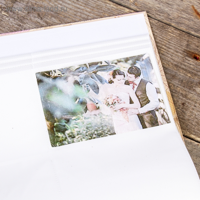 Фотоальбом на 400 фото 10х15см Фотоальбом на 400 фото 10х15см "Листья и шары" золот.обвод. в коробке МИКС 33,5х27,5х5,5см