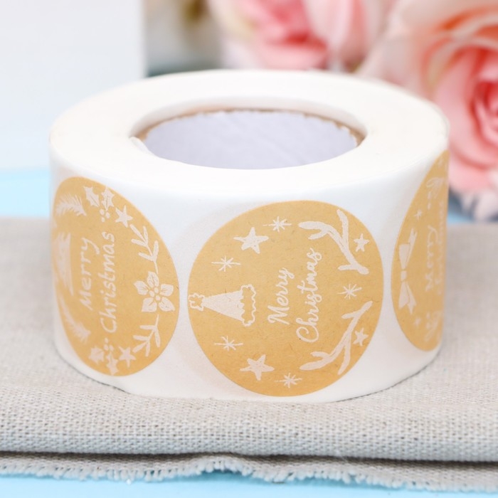 Наклейки крафт в рулоне Наклейки крафт в рулоне "НГ",500 шт,3,8 х 3,8см