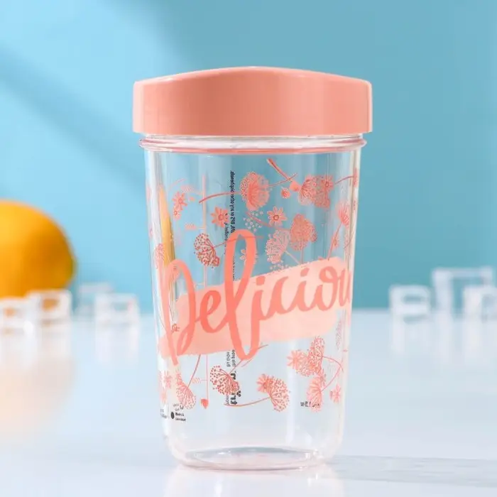 Стакан с крышкой Fresh, 600 мл, 9,8×9,8×16 см, тритан, цвет МИКС Стакан с крышкой Fresh, 600 мл, 9,8×9,8×16 см, тритан, цвет МИКС