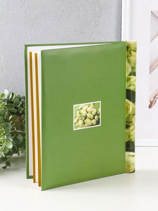 Фотоальбом 10 магнитных листов Фотоальбом 10 магнитных листов "Розы" 23X28см, зеленый, пер-т внутр.спираль