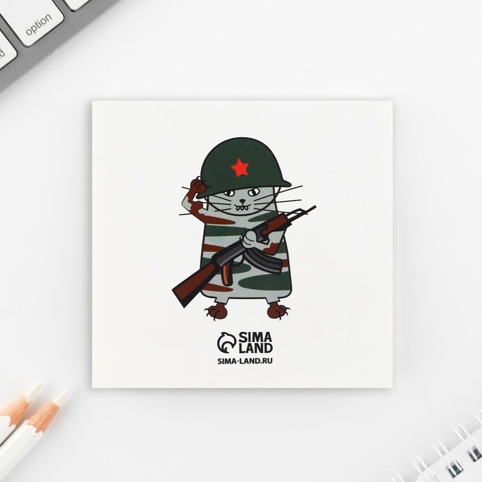 Подарочный набор: блокнот-раскраска и восковые мелки «Герой!» Подарочный набор: блокнот-раскраска и восковые мелки «Герой!»