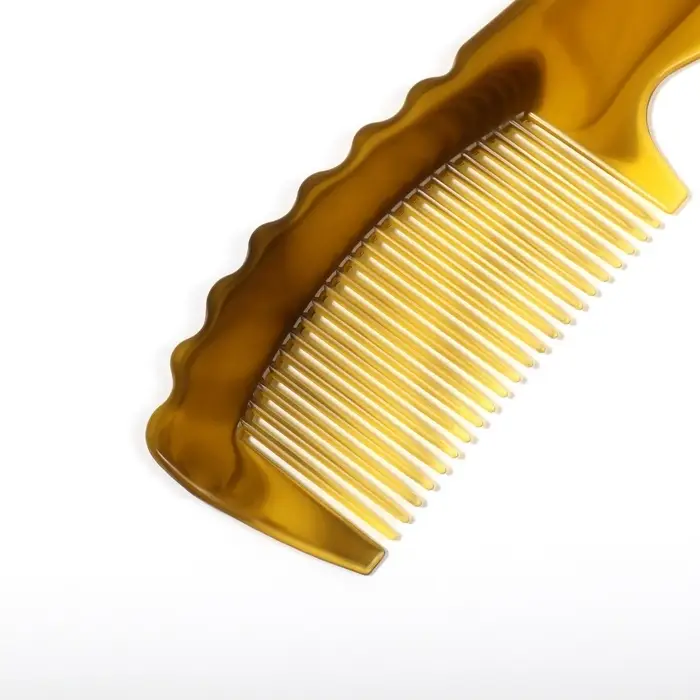 Набор парикмахерский, 2 предмета, 13(±1) см, цвет «янтарный» Набор парикмахерский, 2 предмета, 13(±1) см, цвет «янтарный»