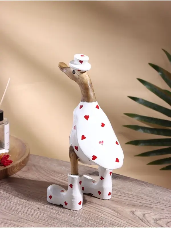 Сувенир &laquo;Утка в сердечках&raquo;, 27 см, дерево