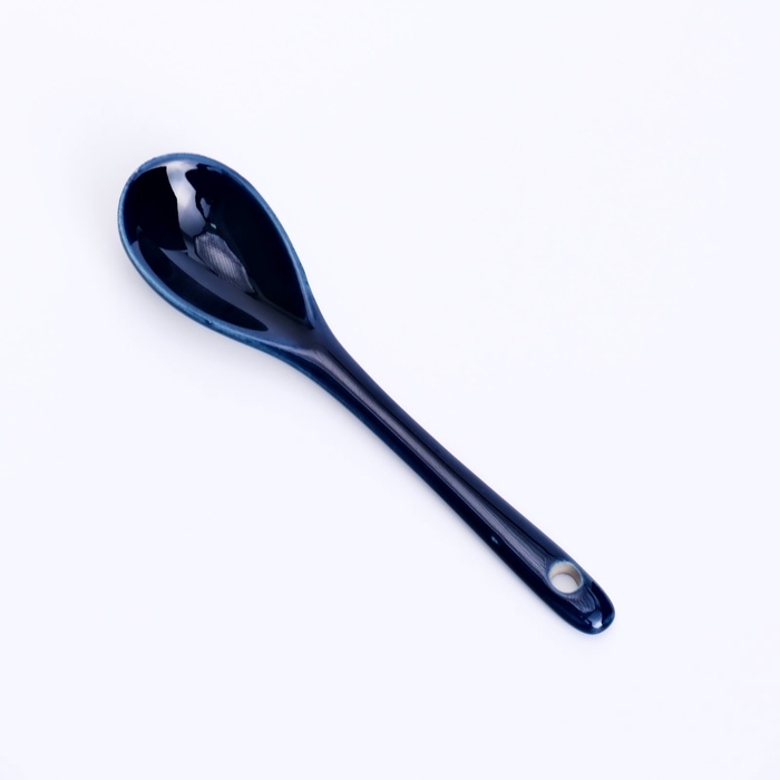 Кружка новогодняя с ложкой Дорого внимание «Чудо», 350 мл Кружка новогодняя с ложкой Дорого внимание «Чудо», 350 мл