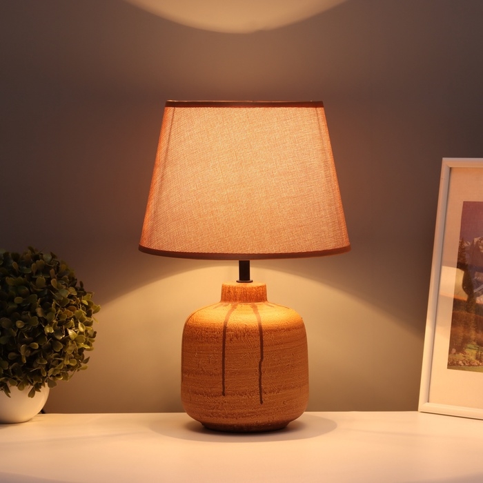 Лампа настольная Лампа настольная "Кока" 1х40Вт Е27 карамель 25х25х38,,5см