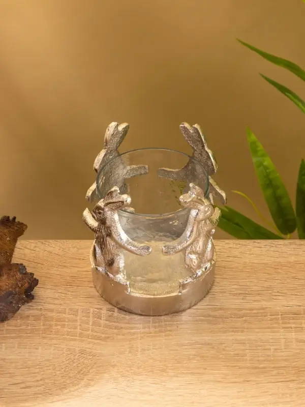 Подсвечник со стеклом &laquo;Влюбленные зайцы&raquo;, 8.5&times;8.5&times;9 см, алюминий