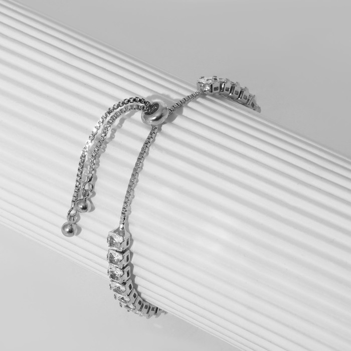 Браслет со стразами «Сияй» на затяжке, цвет белый в серебре