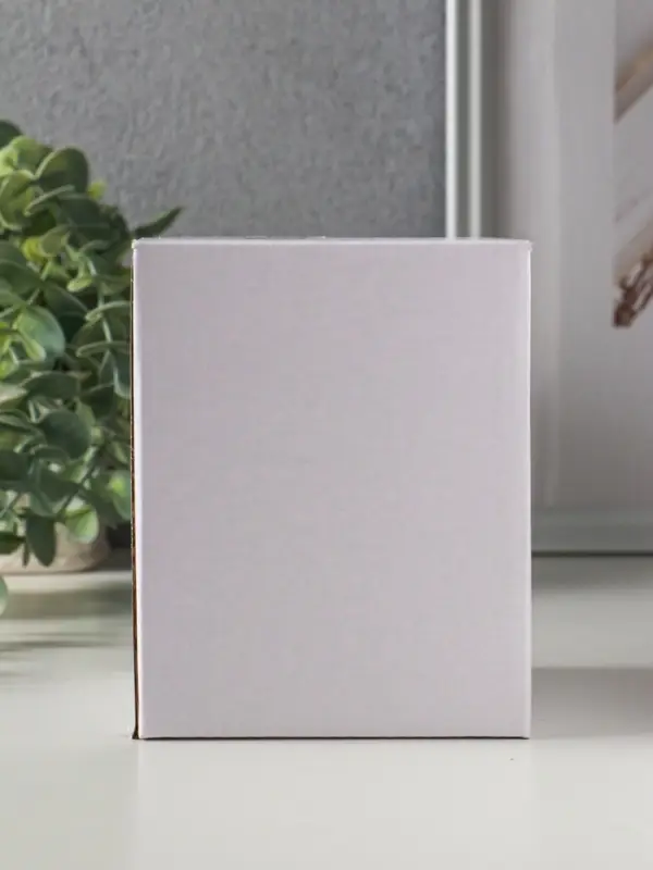 Сувенир полистоун свет "Белоснежный ангел с двухъярусным тортом" 7,7х8,5х11,5 см