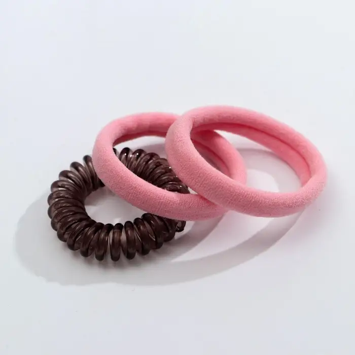 Резинки для волос 3 шт. и значок «Главный экспонат»