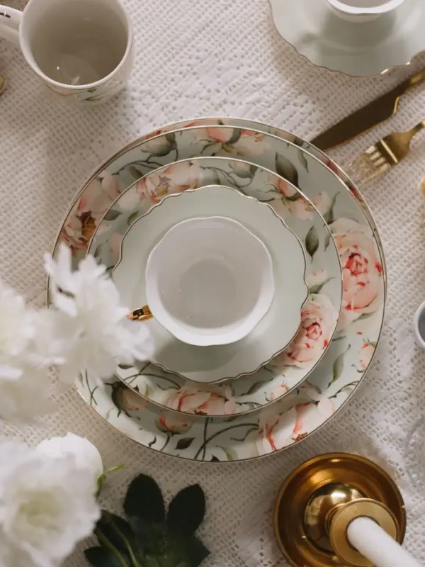 Тарелка WY Pink O'hara, d=20 см, фарфор, зелёная