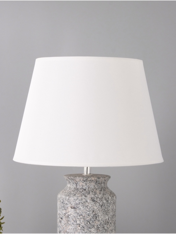 Настольная лампа Настольная лампа "Хиро" 1х15Вт Е14 черный/белый 28х28х44см