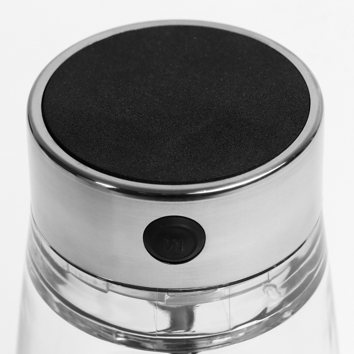 Шейкер спортивный для коктейлей и протеина, электрический, 600 мл, 23 х 8.5 х 6 см, 800 мАч 107894 Шейкер спортивный для коктейлей и протеина, электрический, 600 мл, 23 х 8.5 х 6 см, 800 мАч 107894