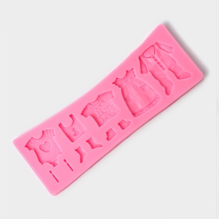 Молд для заливки «Одежда для ребёночка», силикон, 17×6,3 см, розовый Молд для заливки «Одежда для ребёночка», силикон, 17×6,3 см, розовый