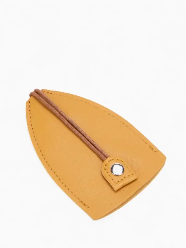 Ключница карманная с кольцом, размер 11.5&times;7.5&times;0.3 см, жёлтая