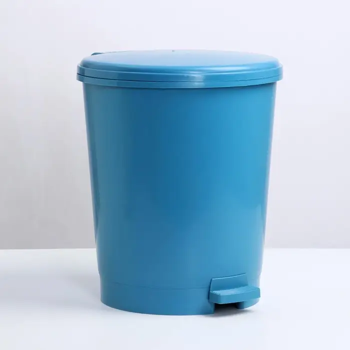 Ведро для мусора с педалью &laquo;Эконом&raquo;, 12 л, с педалью, МИКС