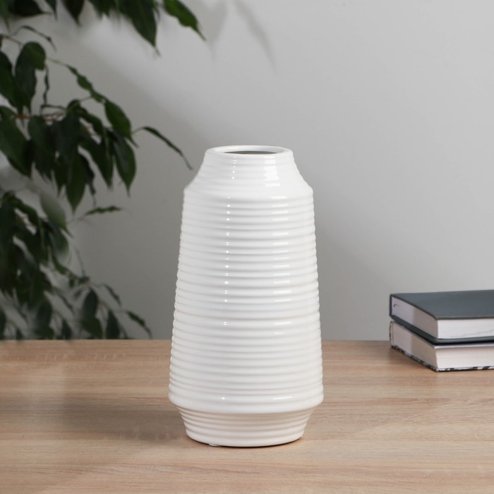 Ваза керамика настольная Ваза керамика настольная "Джил" 23 см, белый