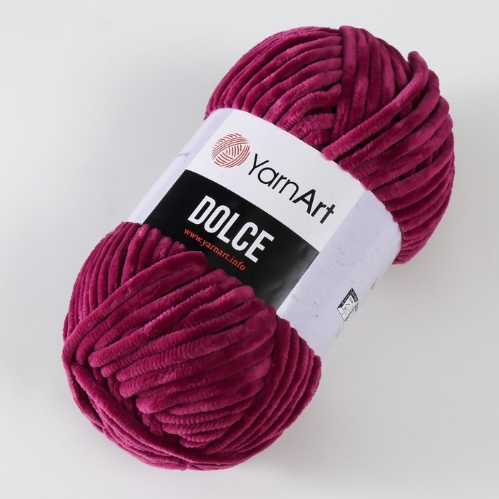 Плюшевая пряжа для вязания спицами, крючком YarnArt, Dolce, 100% микрополиэстер, 120 м/100 г, (766 т. фуксия)