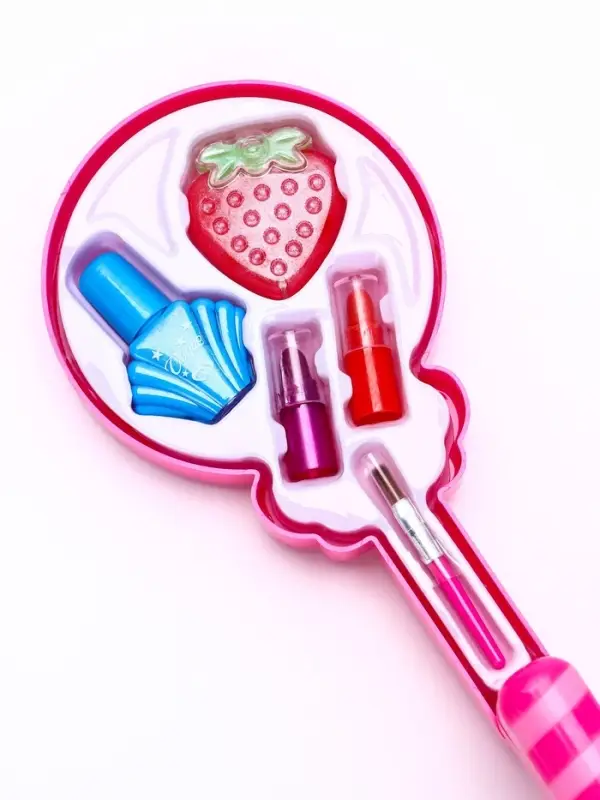 Набор косметики для девочки &laquo;Леденец&raquo;