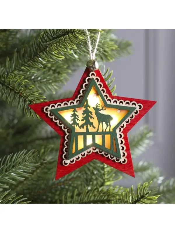 Ёлочная игрушка &laquo;Красная звезда с оленем&raquo;, 10&times;10&times;2 см, 4 LED, от батареек, свечение тёплое белое