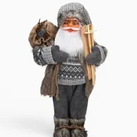 Дед Мороз под ёлку &laquo;Зимнее волшебство. Новогодняя игрушка в сером костюме с лыжами&raquo;, 45 см