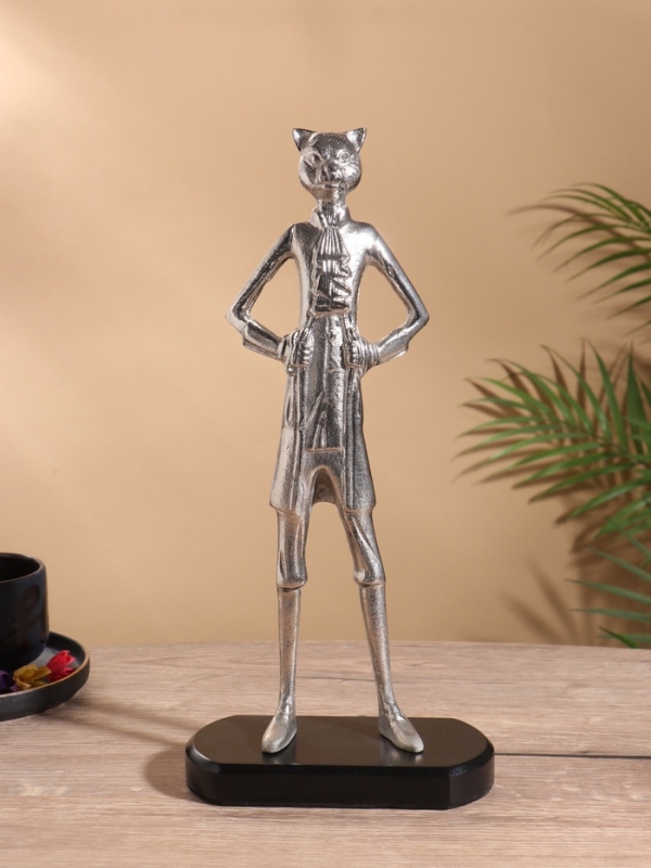 Сувенир Сувенир "Кот в сапогах" 9х17,5х39 см, алюминий, сталь. дерево