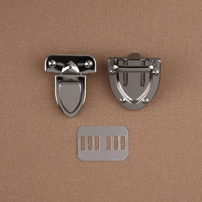 Застёжка для сумки, 2.7×3.8 см, цвет серебряный Застёжка для сумки, 2.7×3.8 см, цвет серебряный